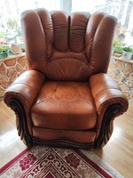 Leather armchair (reclinable)