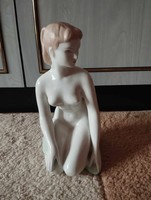 Aquincum porcelain kneeling nude figure