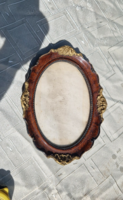 Oval wooden picture frame
