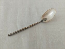 Teaspoon with mother-of-pearl head