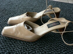 Camel colored women's sewn leather shoes 41