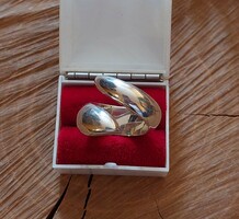 A wonderful modernist silver ring, large