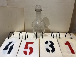 Dekanter, kiöntő üvegből, régi, vastagfalú, 25 x 13 cm-es. 4531