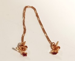 Silver earrings with a chain for 2 holes, gold-plated with a red stone