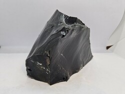 Obsidian mineral block 2.3 kg