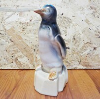 Régi fajansz pingvin figura