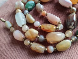 Perfect condition mixed polished mineral stone retro necklace