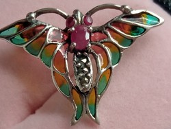 925 Silver brooch with ruby stone