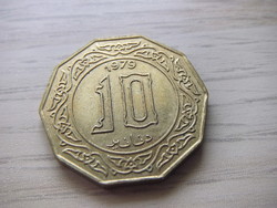 10    Dinár    1979     Algéria