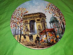 1970. Limoges French porcelain plate decorated with a painting by Luis Dali is the 18 cm collector of the Triumphal Arch