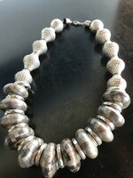 Necklace made of decorative, large mesh beige-silver colored elements, fashion jewelry (baked)
