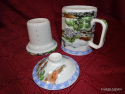 Polygonal landscape tea cup with strainer and lid