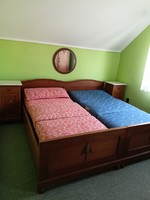 Old German solid wood bedroom set 5 pieces HUF 450,000