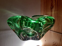Zöld cseh kézi készítésű üveg asztalközép - hamutartó, Skrdlovice