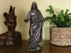 Jesus statue (331)