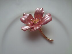 Small bijou flower brooch