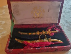 Kínai Vintage levèlbontó kardocskàk díszdobozban