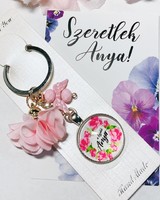Mother's Day keychain with accompanying card.