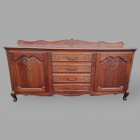 Neo-baroque sideboard