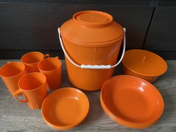 Retro Czechoslovak camping tableware from the 70s, for 4, complete