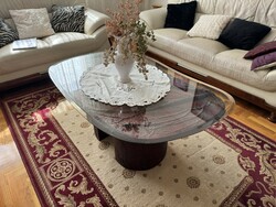 Leather-glass smoking table