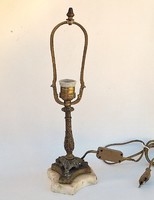 Lion's foot antique bronze table lamp, lamp base