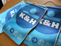 K&h bank table flags new