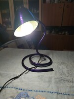 Metál lila asztali lámpa