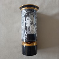 Hollóházi porcelán váza, Szász Endre alkotásával, kb. 7 és 9 cm átm., 20 cm mag.