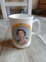 Mesés brit uralkodási porcelán emlékpohár (II. Erzsébet arany jubileuma)