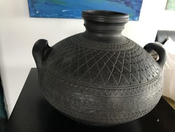 Black ceramic with a special shape, the work of András Végh from 1990