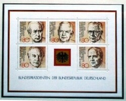 Nb18 / Németország 1982 A Szövetségi Köztársaság elnökei blokk  postatiszta