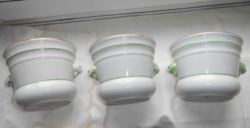 3 porcelain flower vases with lion's head pliers--1300/pc