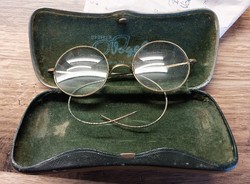 Vintage szemüveg