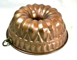 Large copper kuglóf baking dish