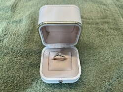 18K white gold ring with 0.21Ct diamond with certificate