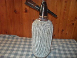 One and a half liter soda siphon with wire braid