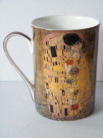 Gustav Klimt kiss scene porcelain mug