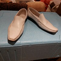 Fehér női bőr cipő 41