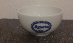 Régi Astoria felirat, logós porcelán csésze