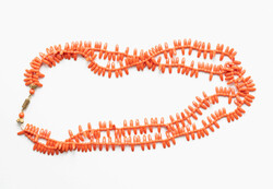 Retro red coral imitation necklace