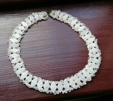 Rock crystal necklace with special polishing