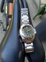 Victorinox stainless steel diving watch