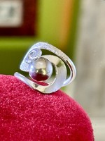 Dazzling art-deco style silver ring