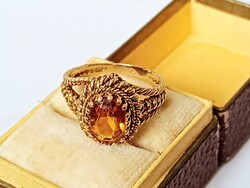 9 carat women's gold ring