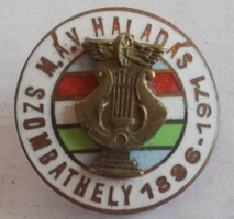 Badge of Máv progress song circle