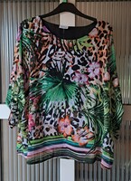 New, women's top c&a