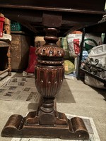 Renaissance oak and walnut dining table