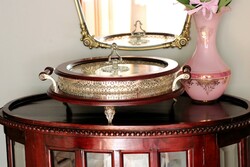 Metal tray with a wooden frame, with an attractive lid