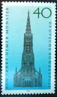 N937 / Németország 1977 Az ulmi katedrális bélyeg postatiszta